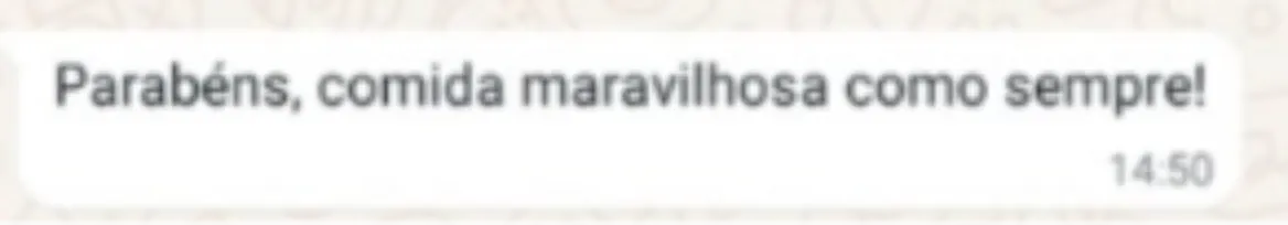 Captura de mensagem elogiando a comida da D’ajuda